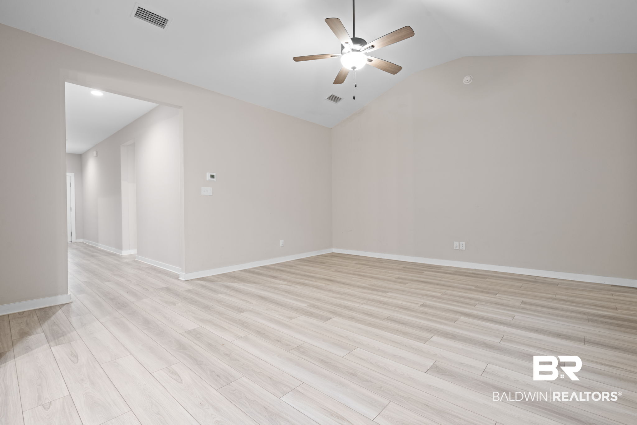 409150 | Photo 5