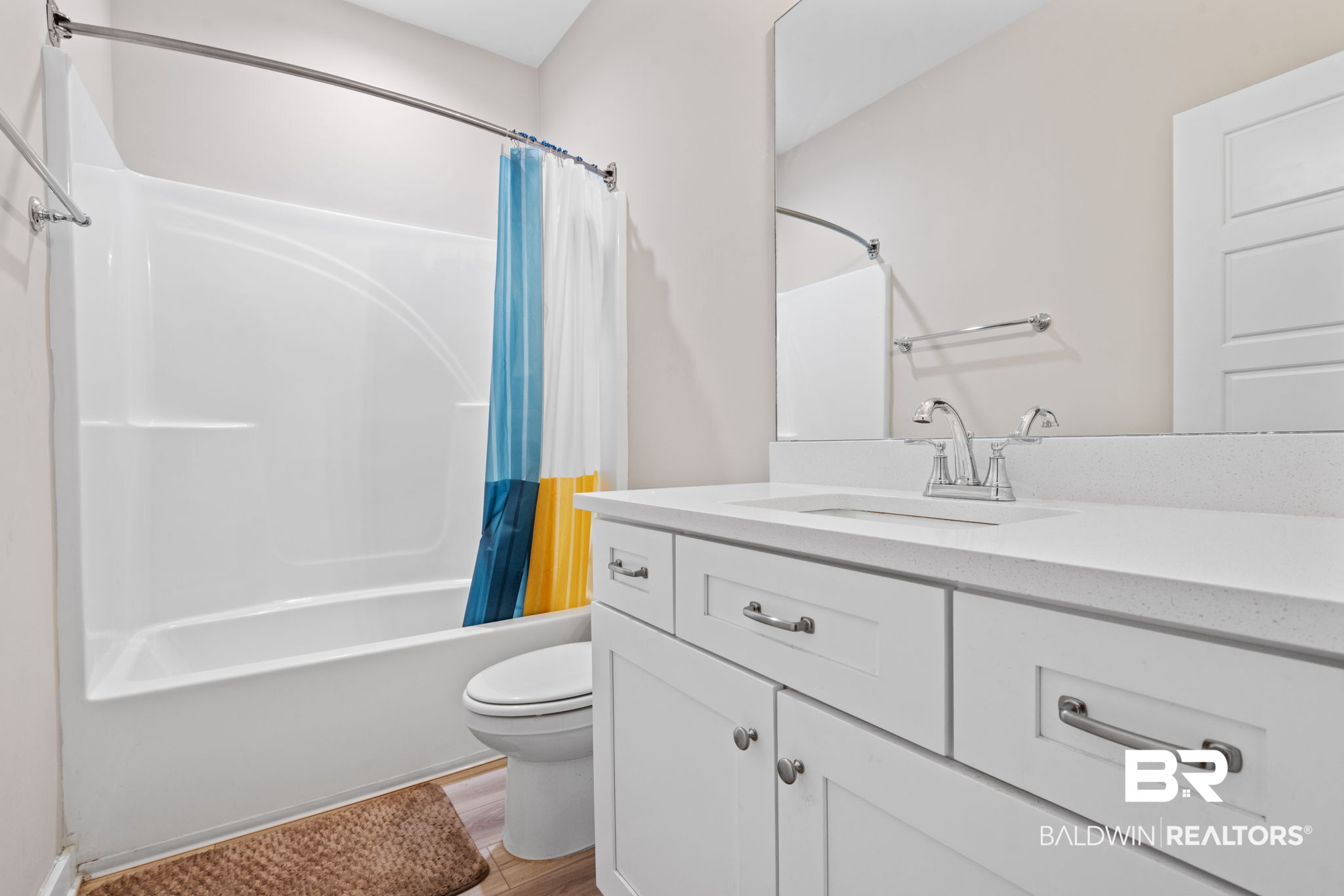 409150 | Photo 24