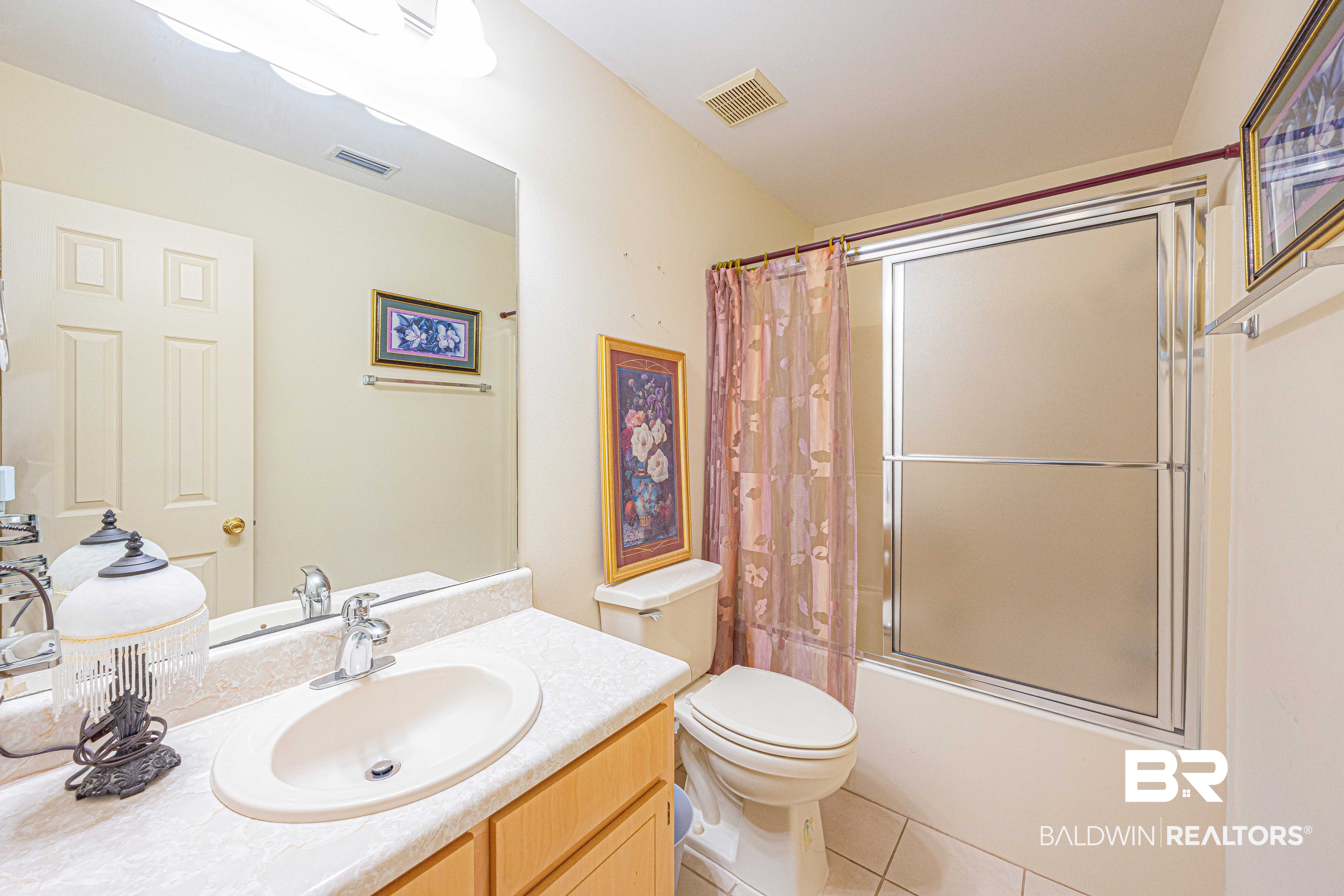 407478 | Photo 25