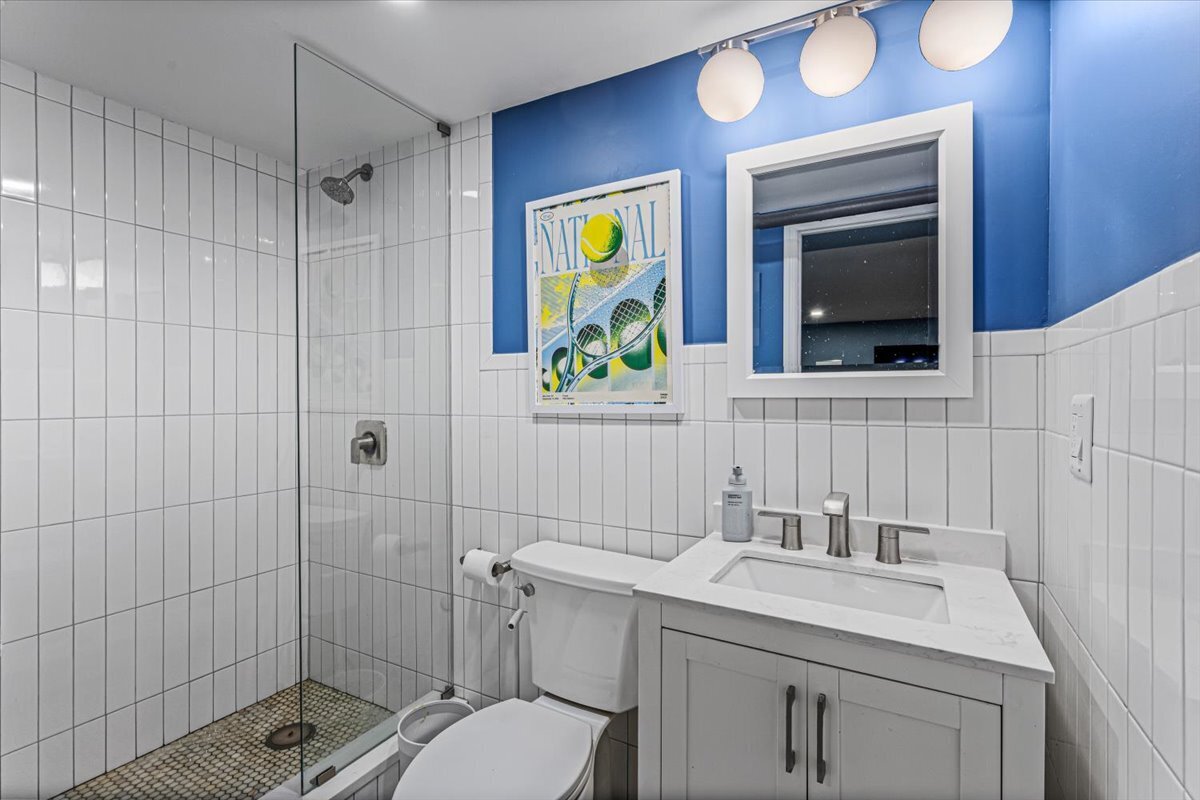 111-15 76th Avenue Forest Hills Queens NY 11375
