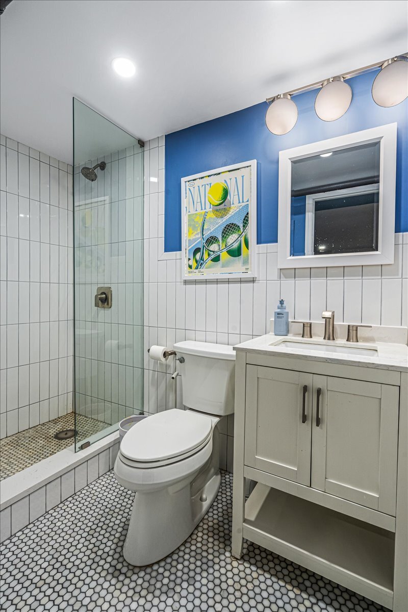 111-15 76th Avenue Forest Hills Queens NY 11375