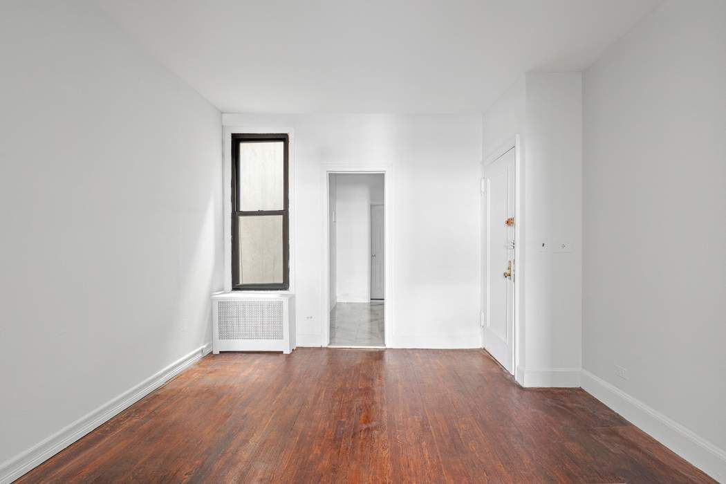 215 East 88th Street 4D Upper East Side New York NY 10128