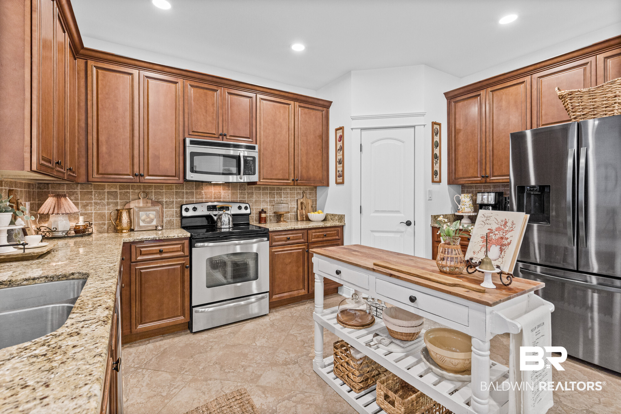 409418 | Photo 17