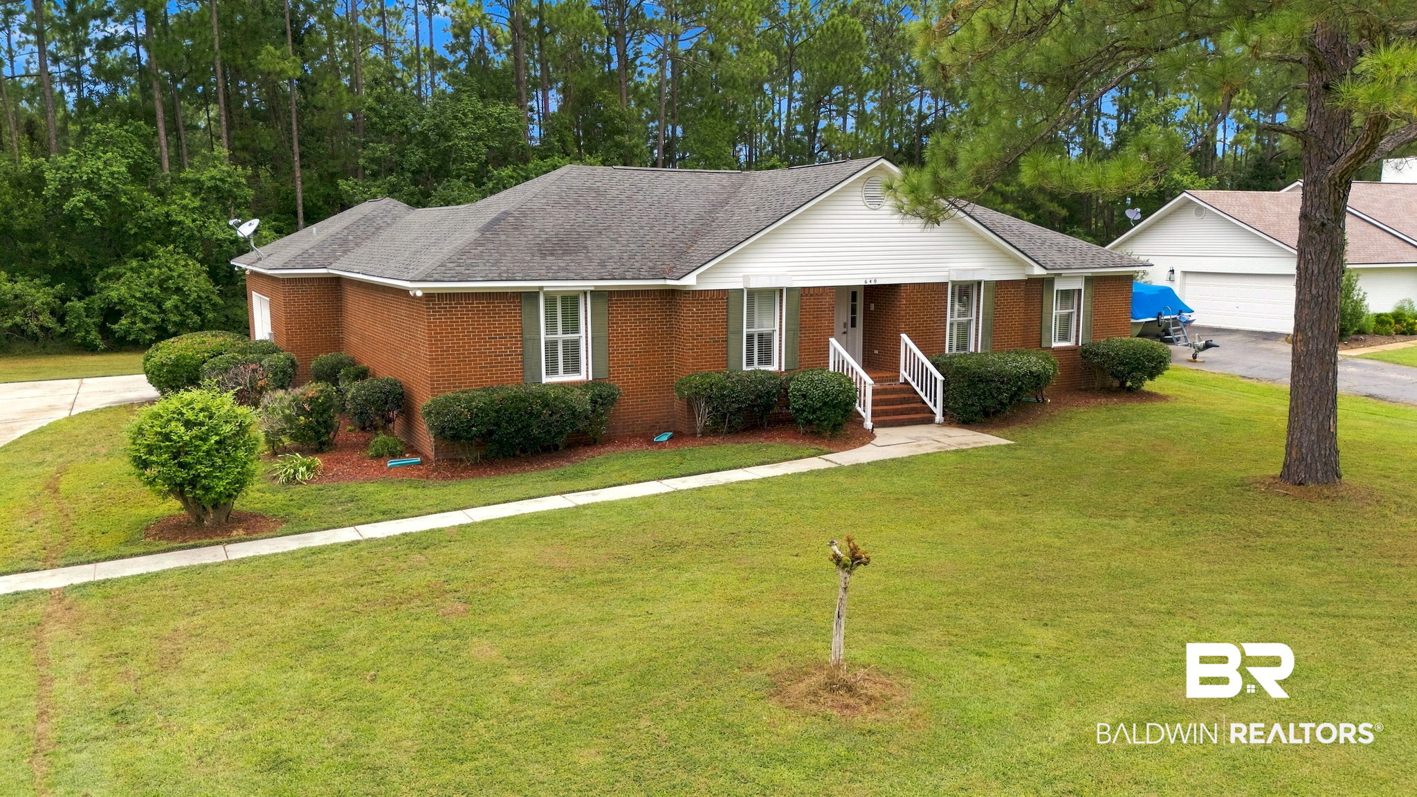 3rd image of 640 Wedgewood Dr, Gulf Shores, AL 36542 | MLS# 409431