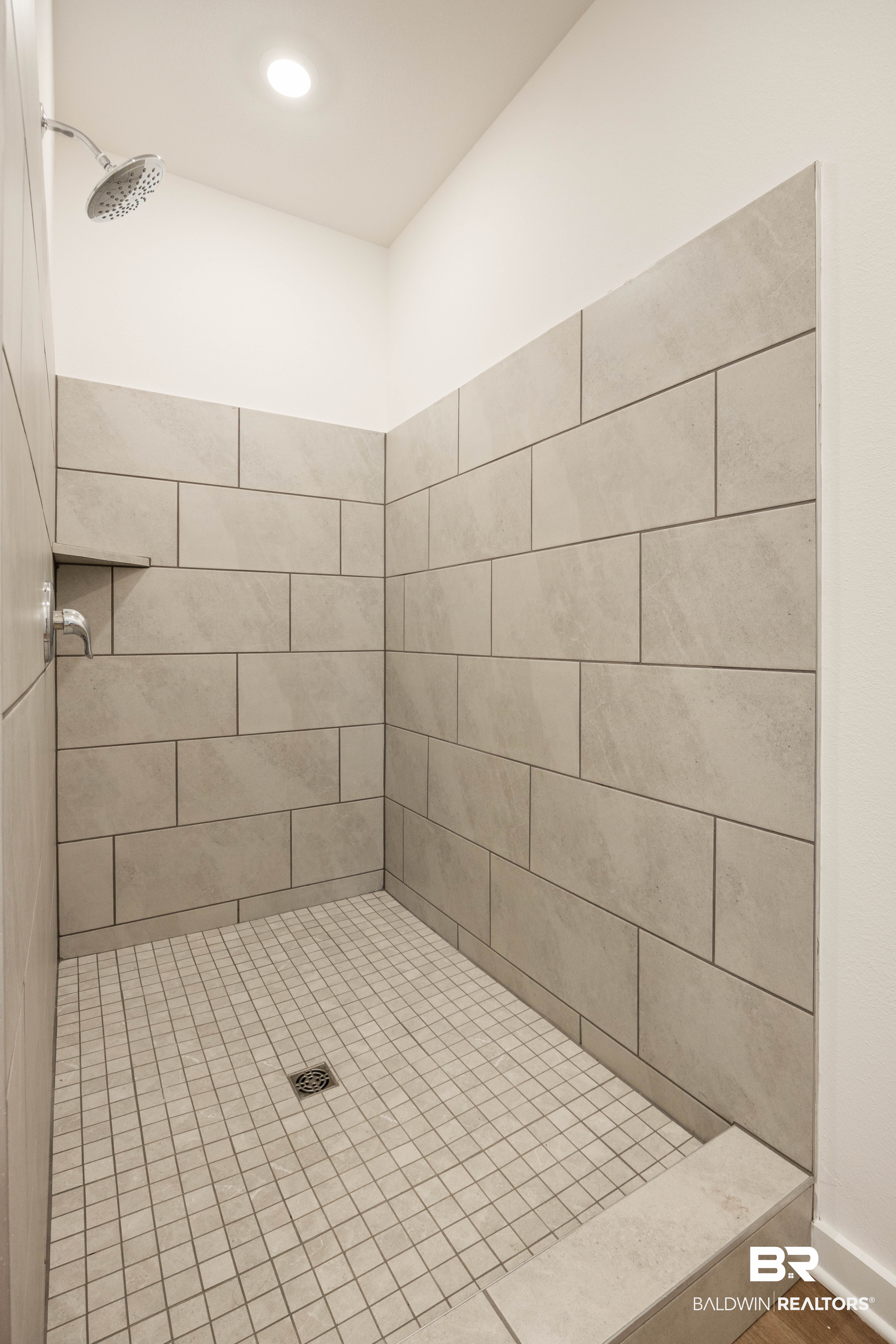 409462 | Photo 26
