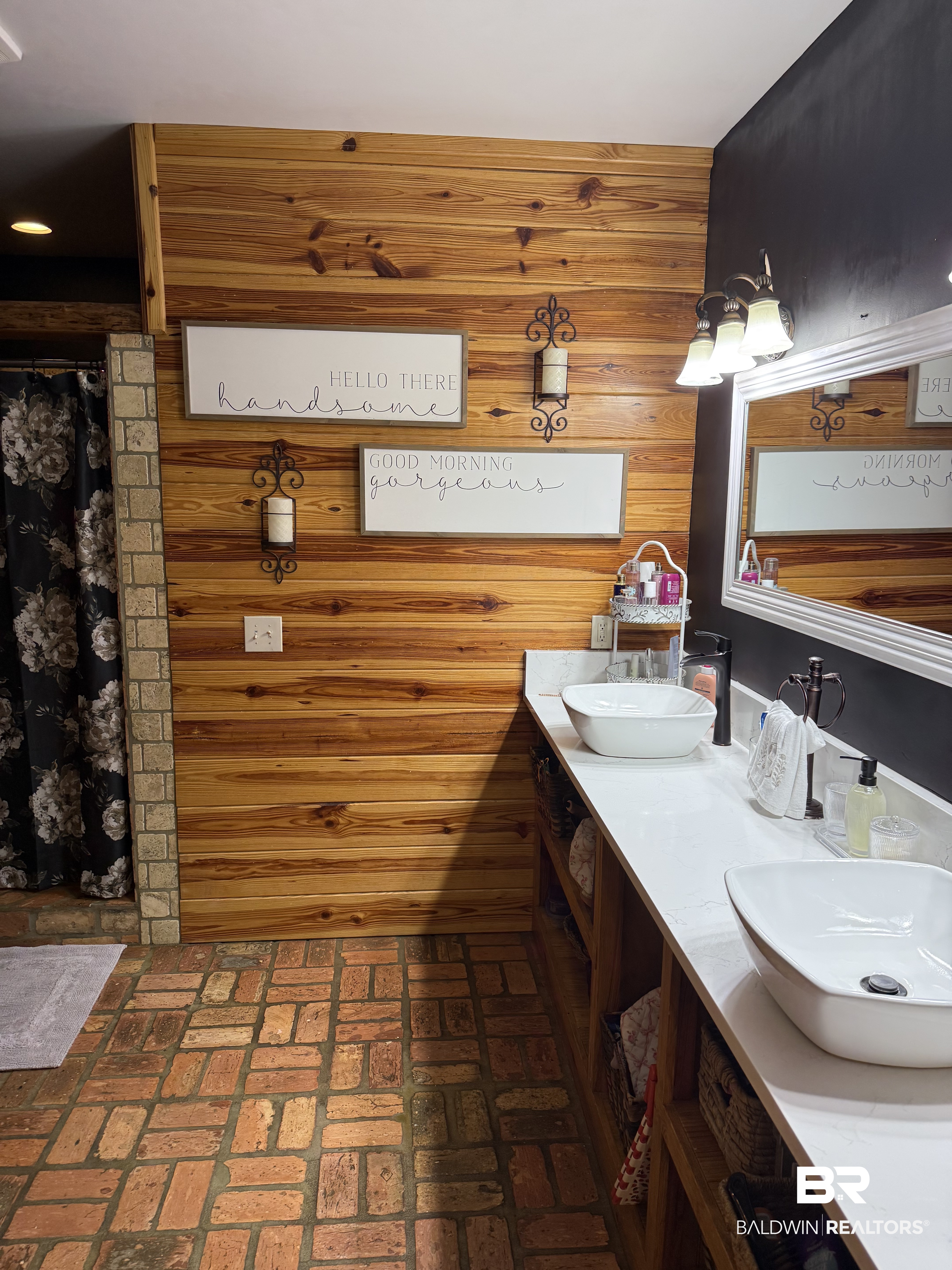 397137 | Photo 11