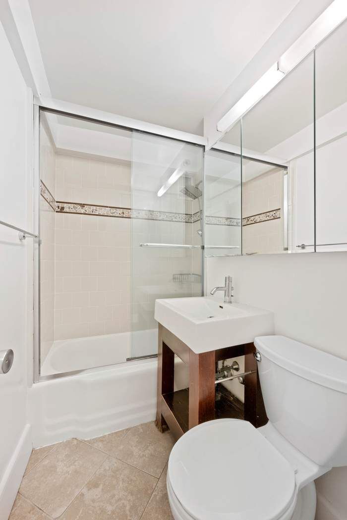425 East 63rd Street W7A Upper East Side New York NY 10065