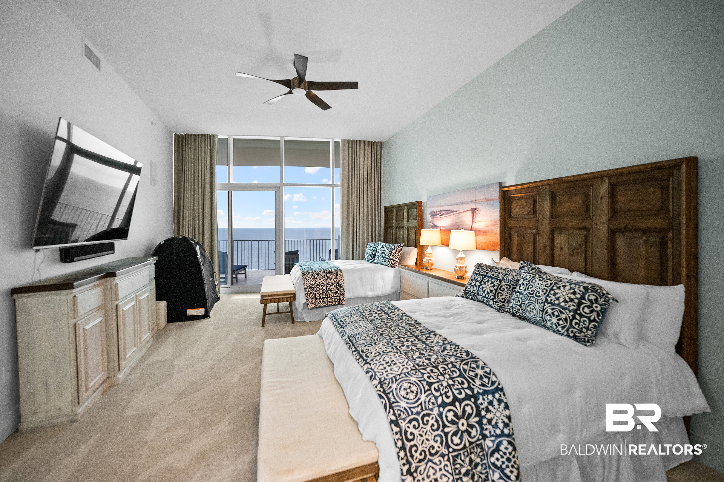 409475 | Photo 33