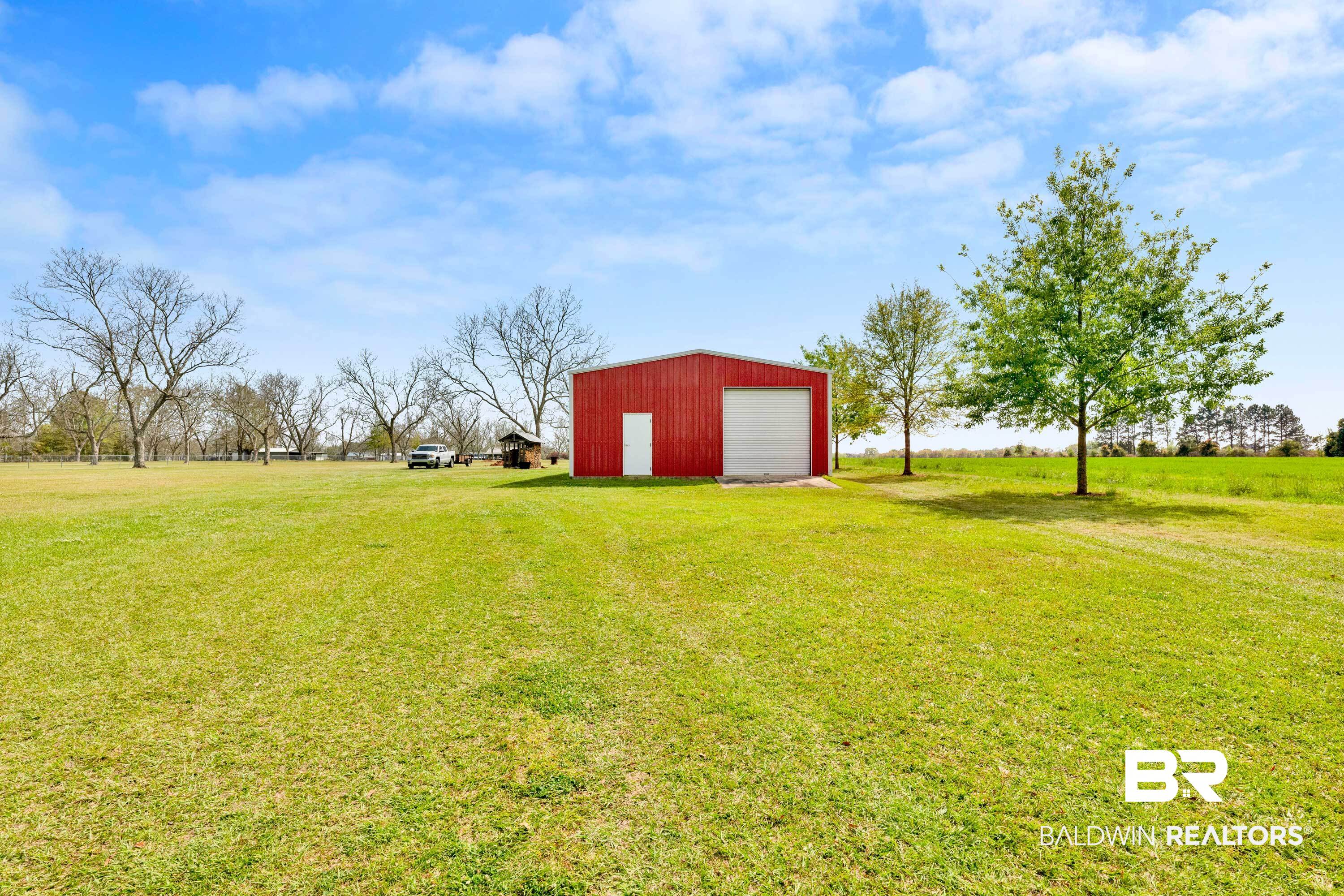 393090 | Photo 24