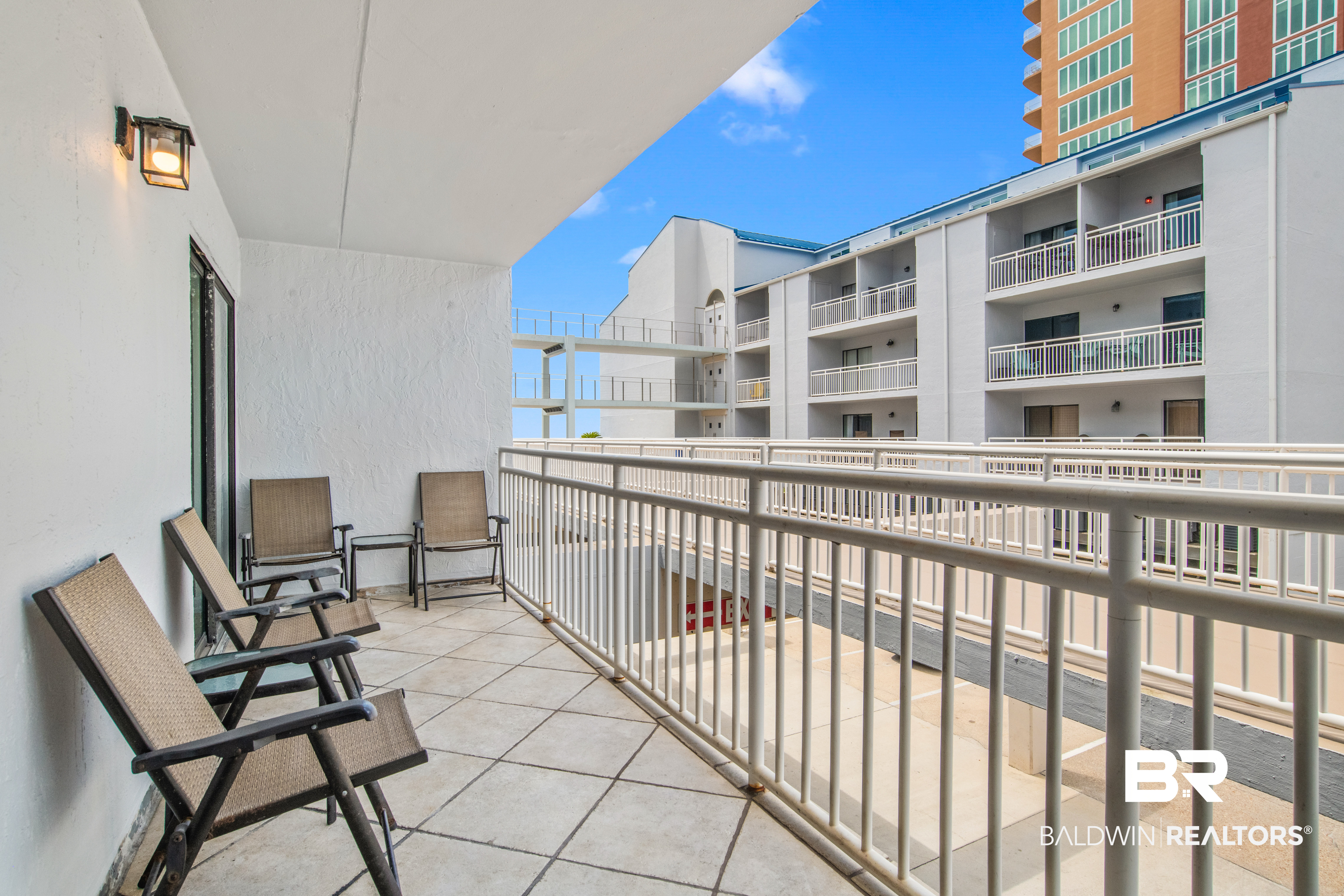 409719 | Photo 31
