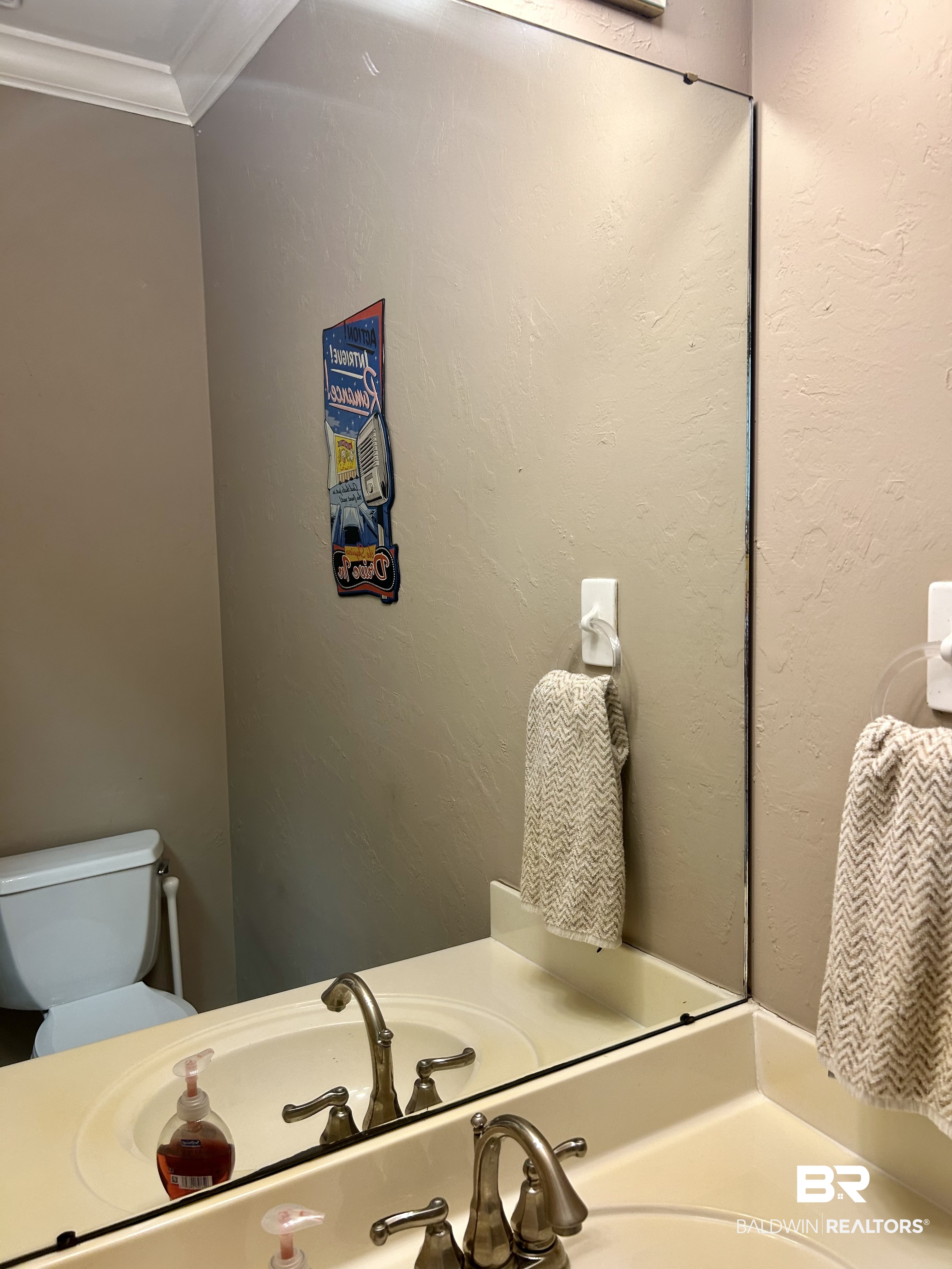 409720 | Photo 14