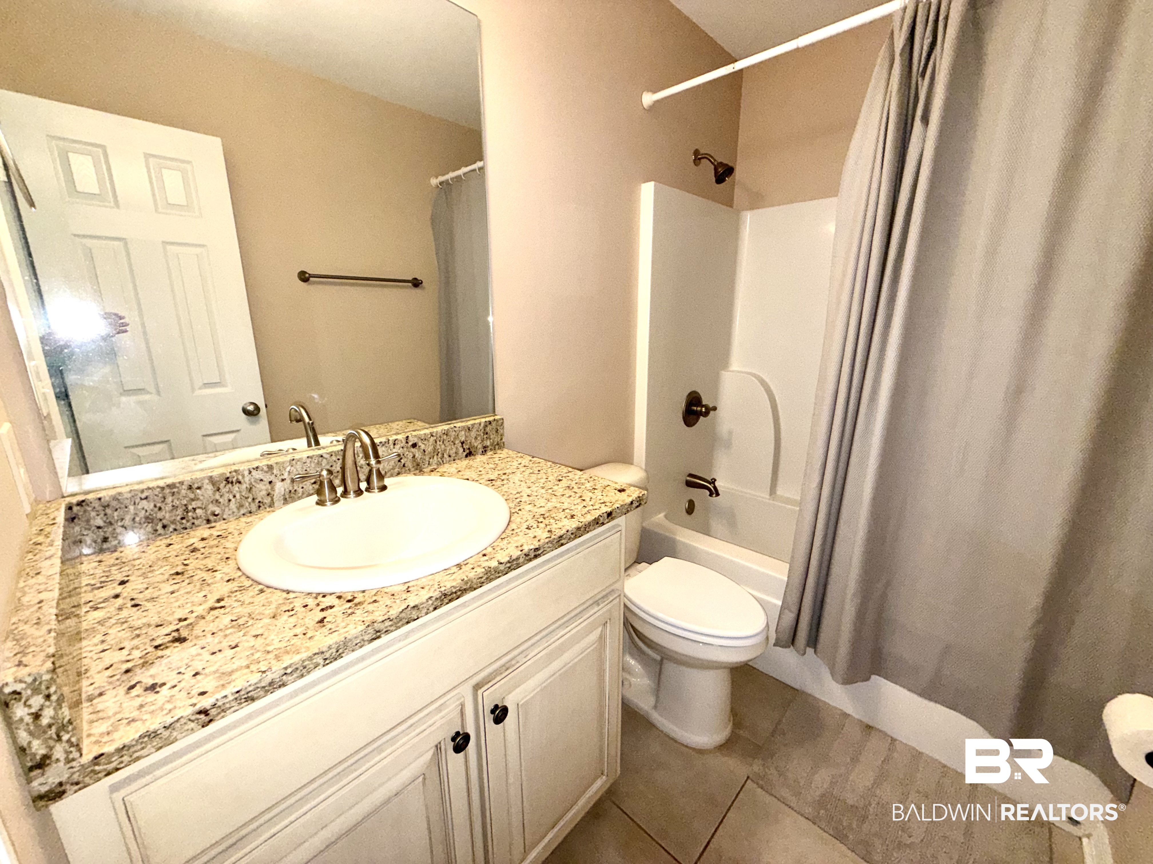 409730 | Photo 25