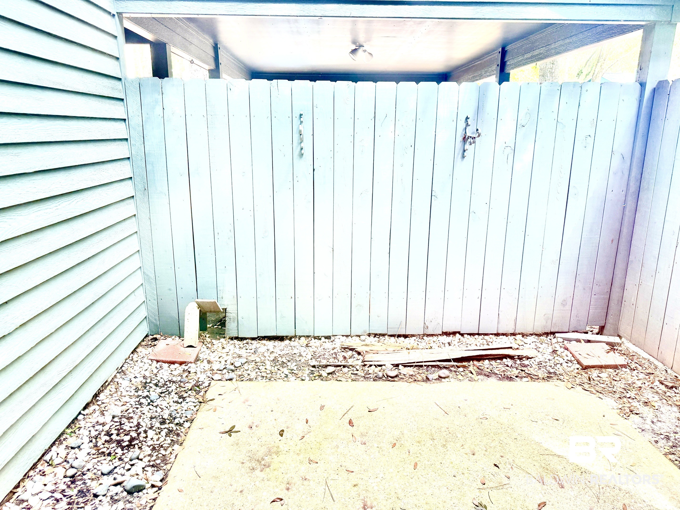 409912 | Photo 17