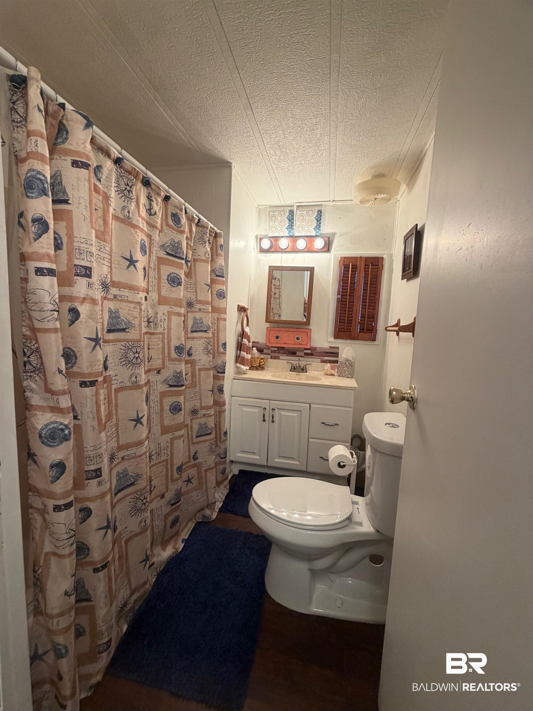 409933 | Photo 13