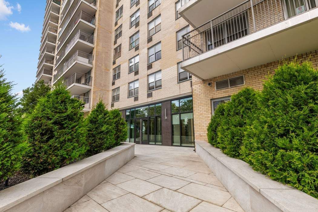 501 Surf Avenue 20E Coney Island Brooklyn NY 11224