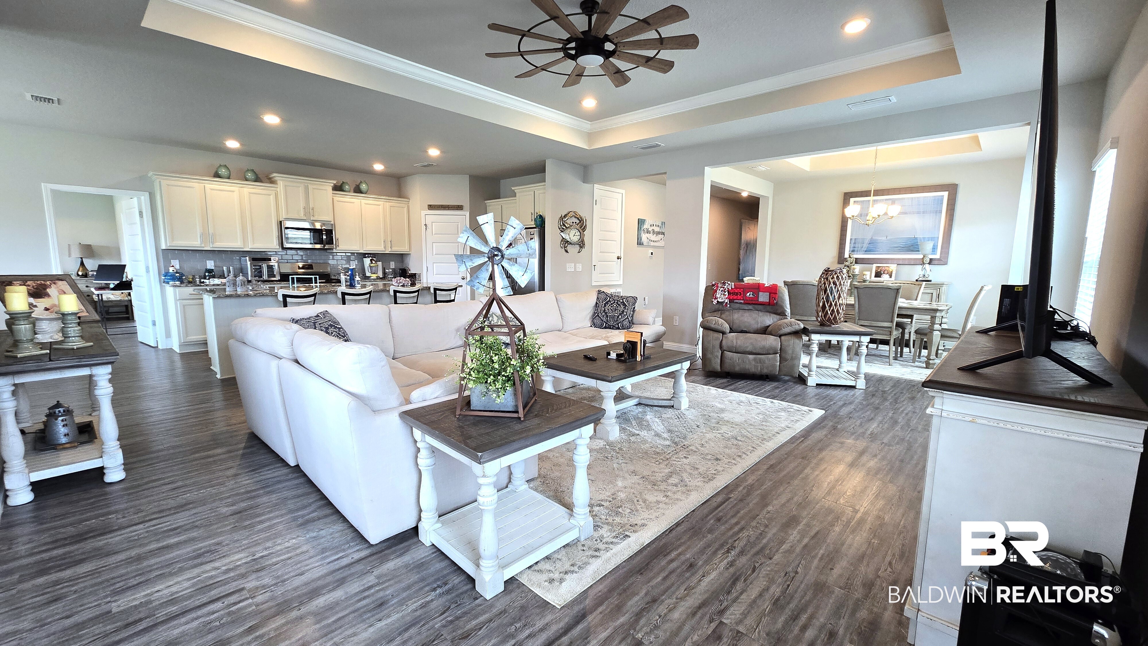409987 | Photo 34
