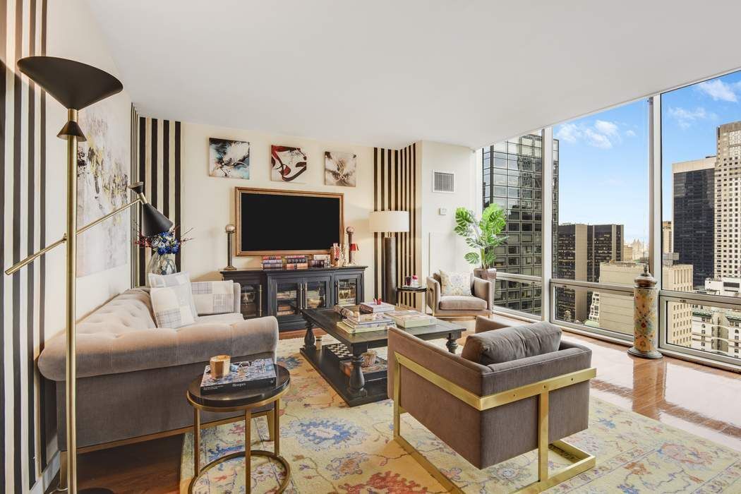 641 Fifth Avenue Midtown East New York NY 10022