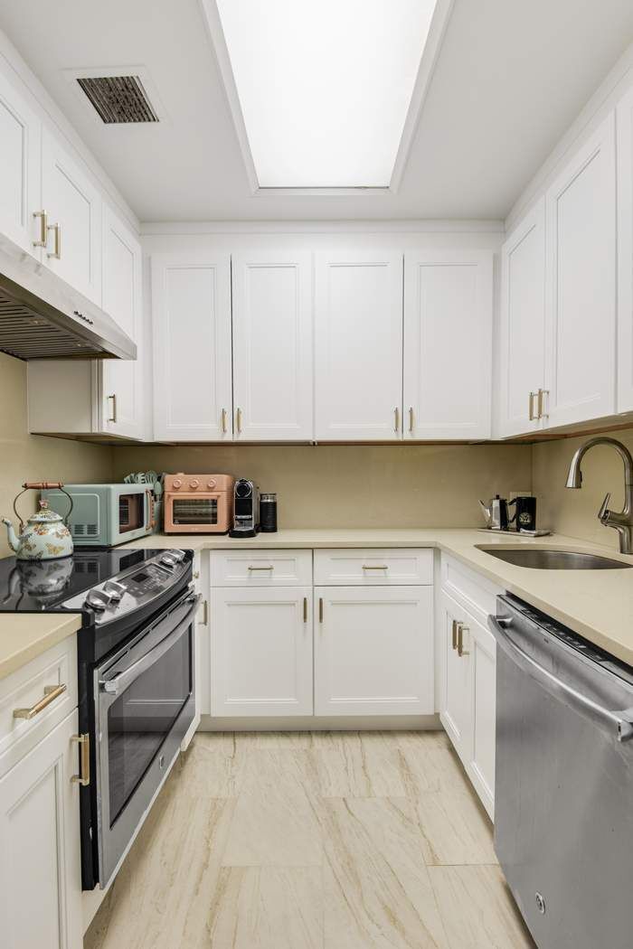 641 Fifth Avenue 29C Midtown East New York NY 10022