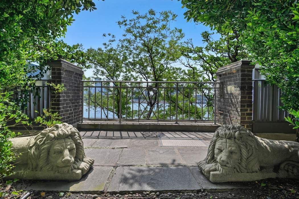 1 Beekman Place 15A Beekman Place New York NY 10022
