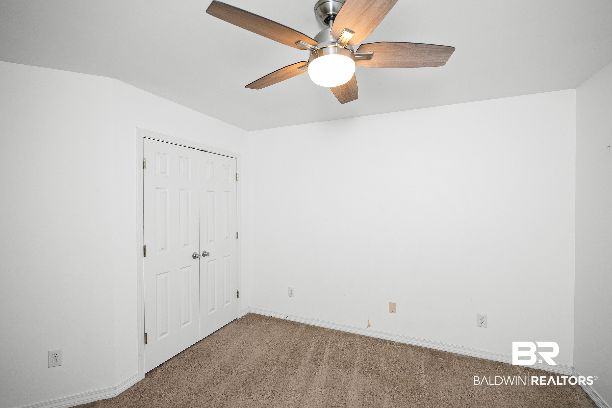 410101 | Photo 22