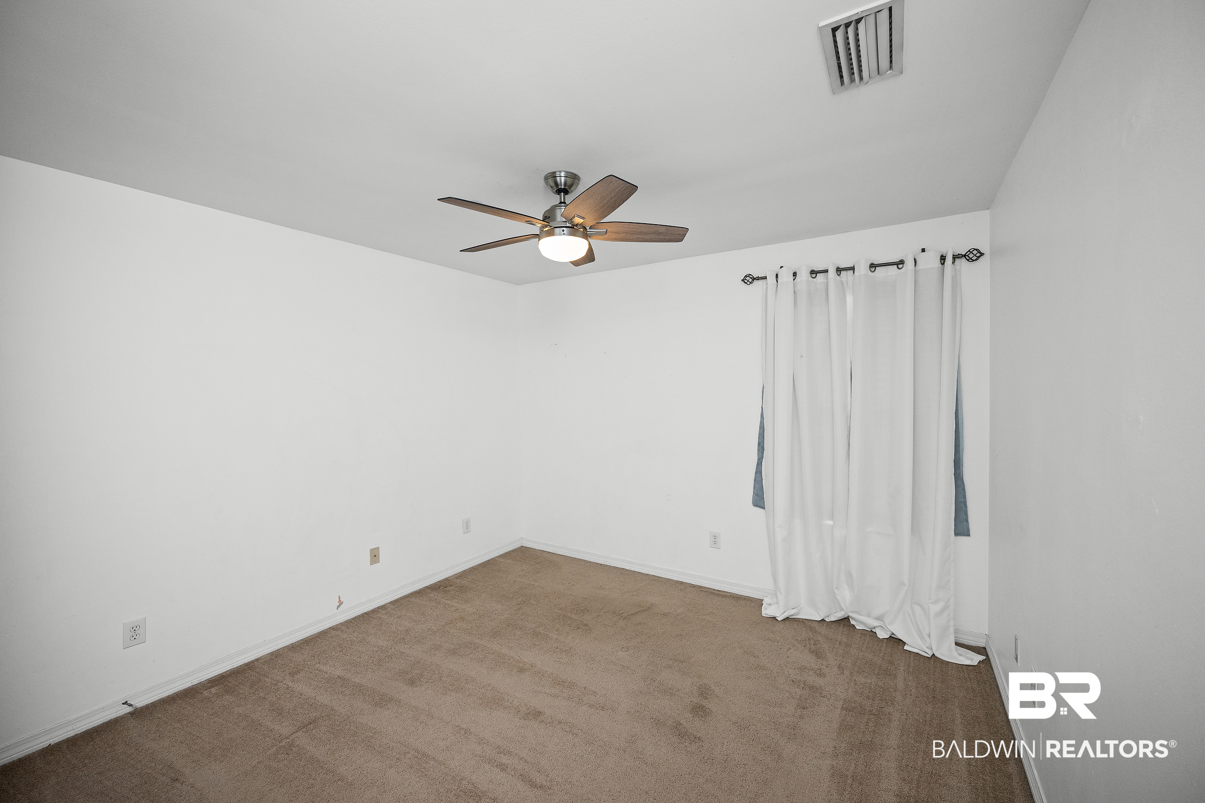 410101 | Photo 21