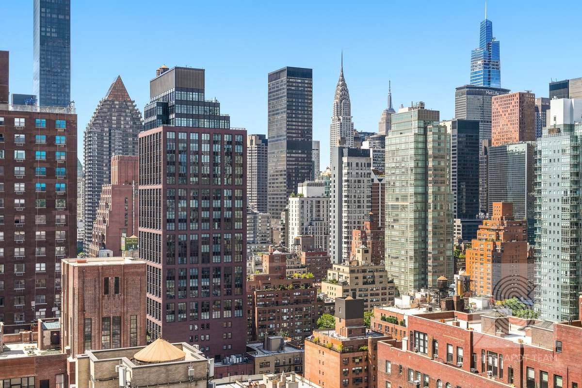 400 East 56th Street 25A Sutton Place New York NY 10022