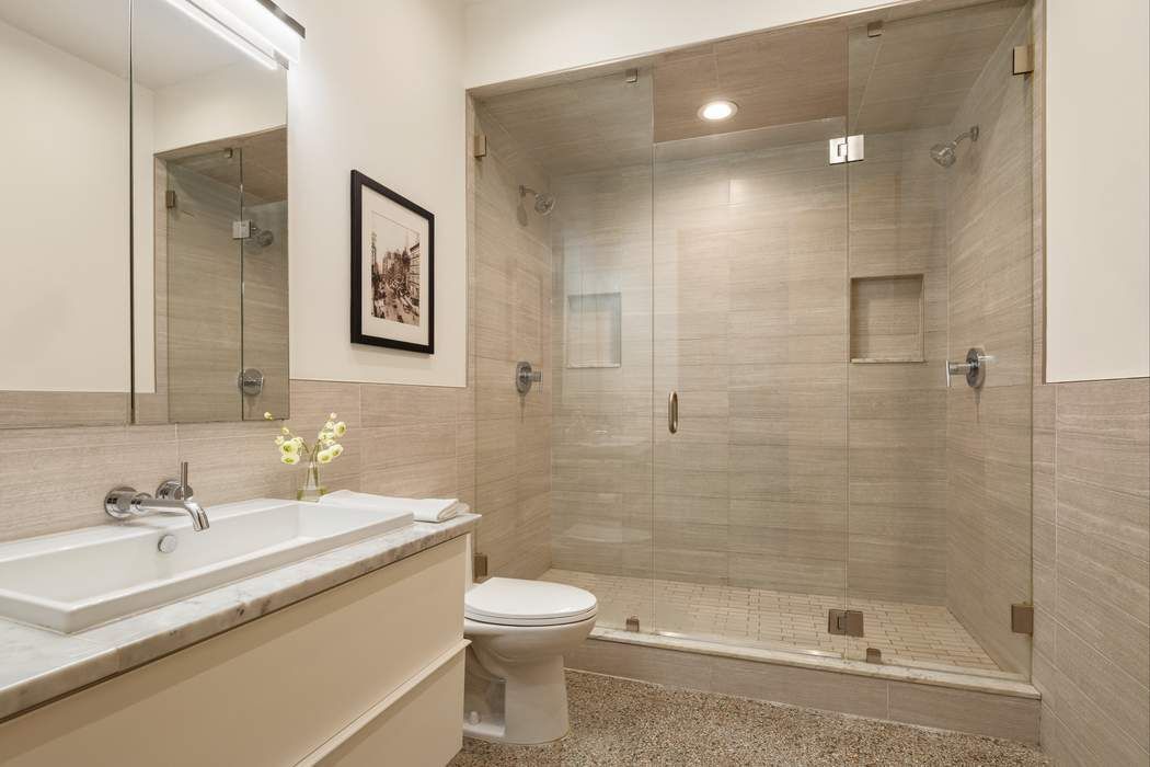 138 Fulton Street 2 Seaport District New York NY 10038