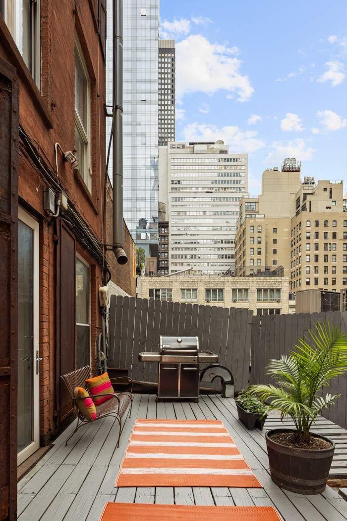 138 Fulton Street 2 Seaport District New York NY 10038