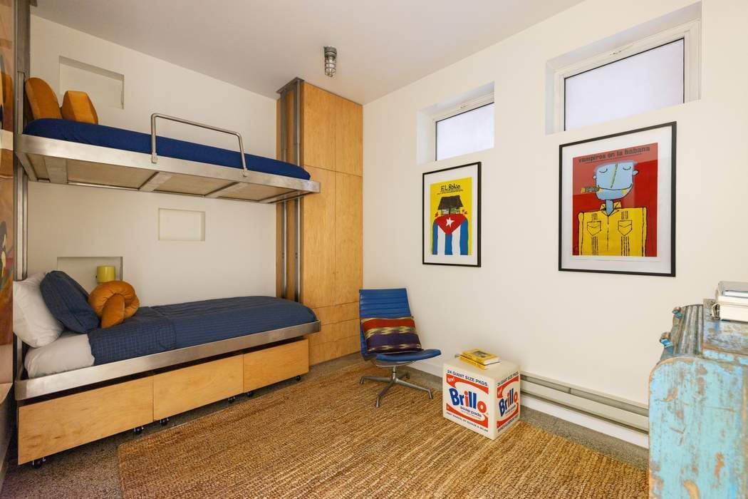 138 Fulton Street 2 Seaport District New York NY 10038