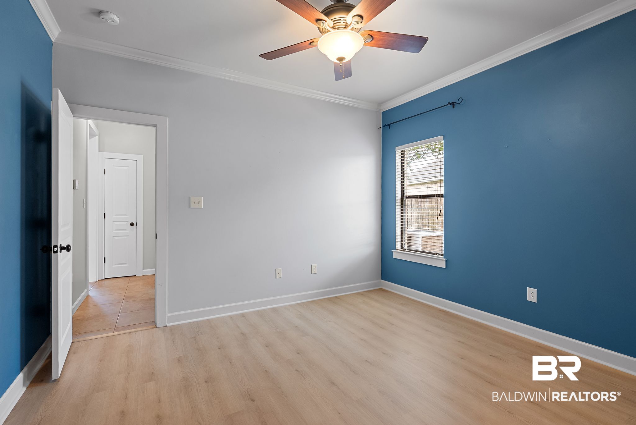 410150 | Photo 24