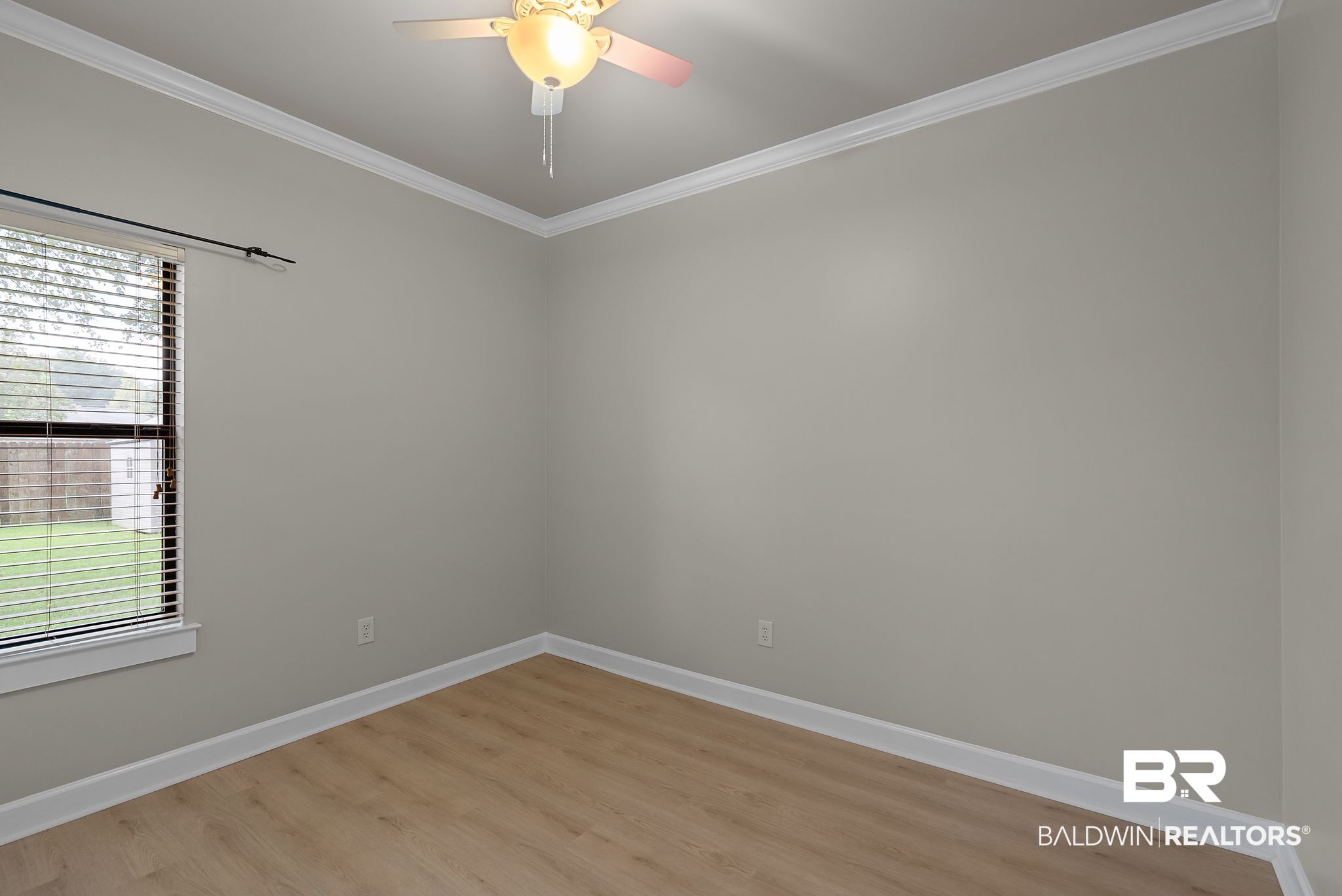 410150 | Photo 22