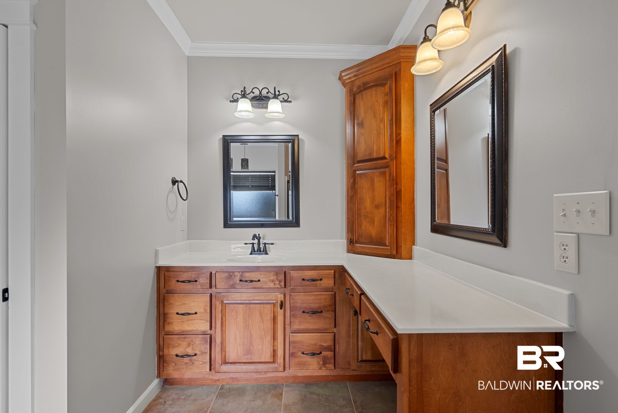 410150 | Photo 25
