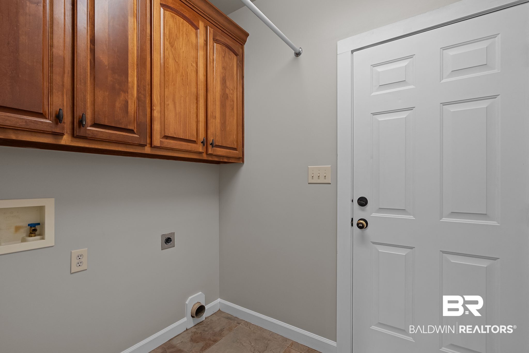 410150 | Photo 29