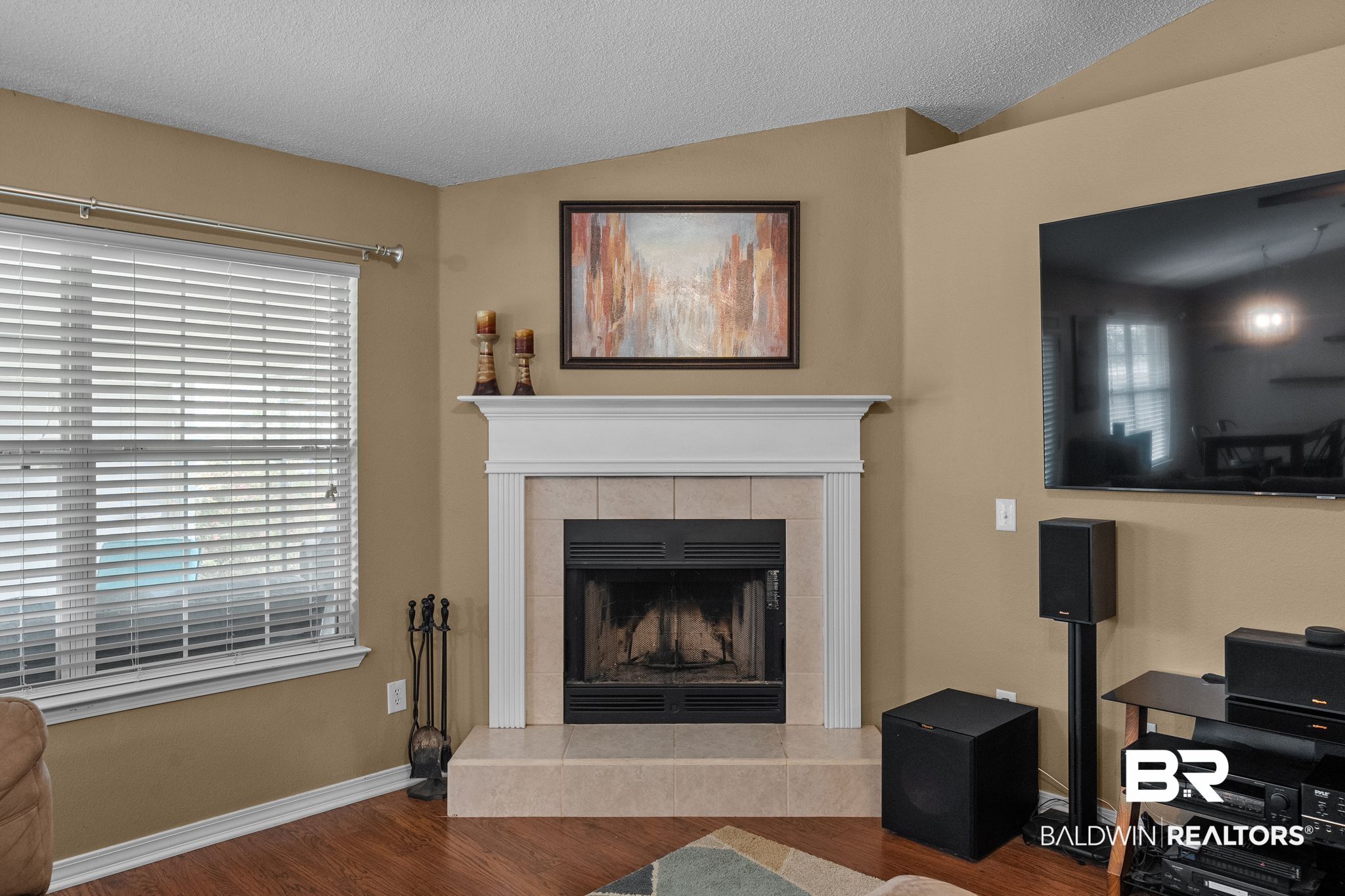 410200 | Photo 11