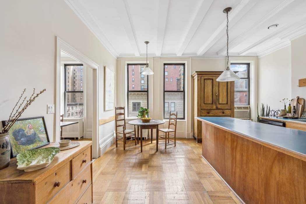 16 East 96th Street Carnegie Hill New York NY 10128
