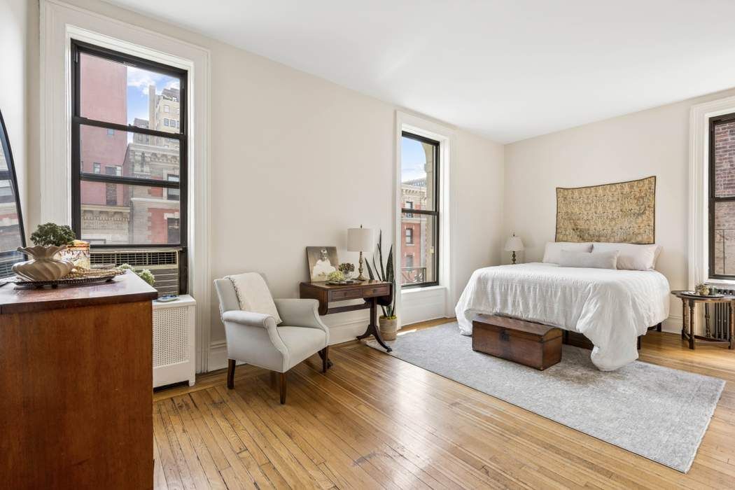 16 East 96th Street Carnegie Hill New York NY 10128