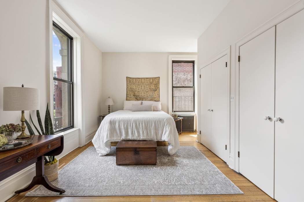 16 East 96th Street Carnegie Hill New York NY 10128