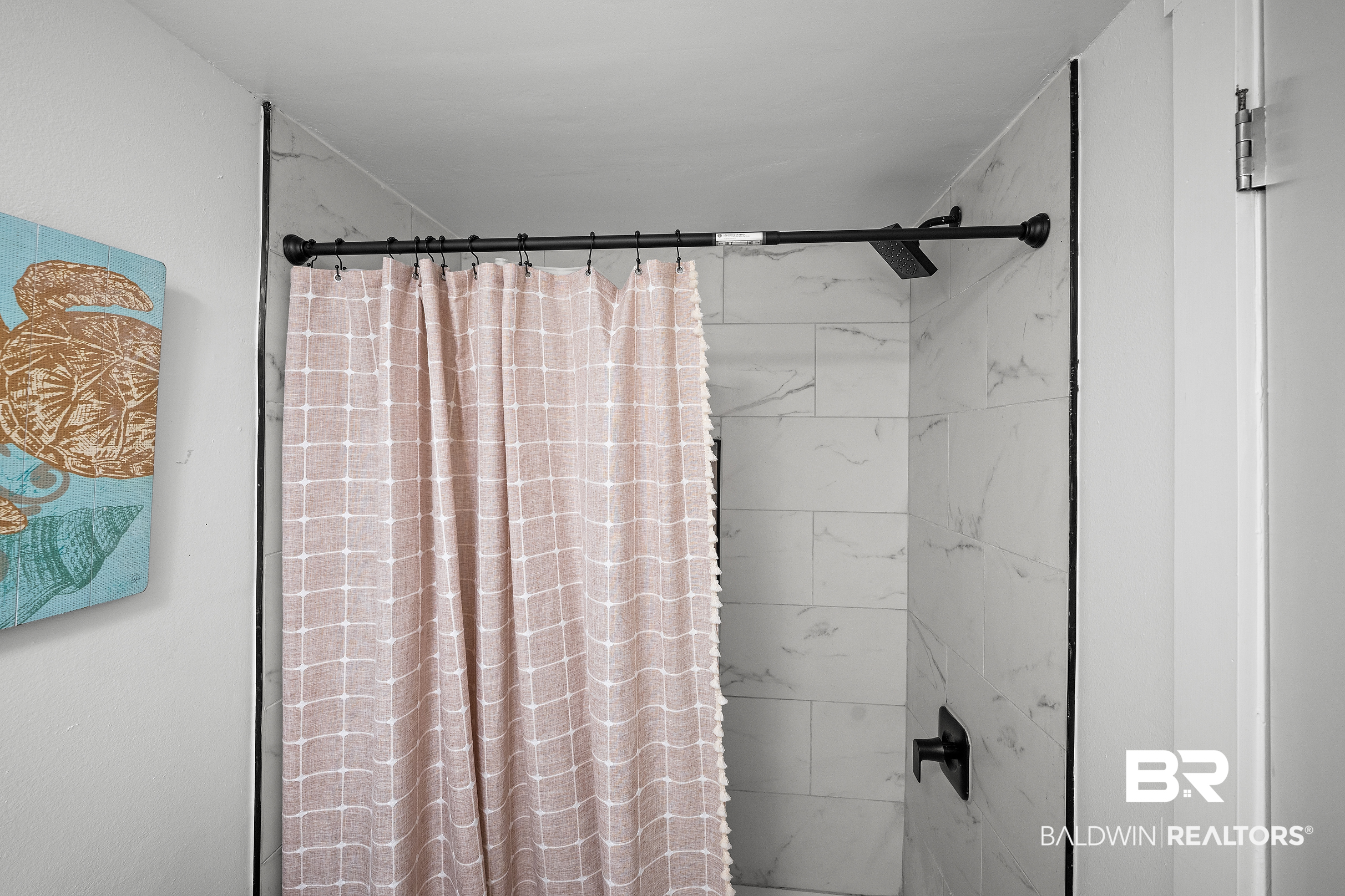 410211 | Photo 14