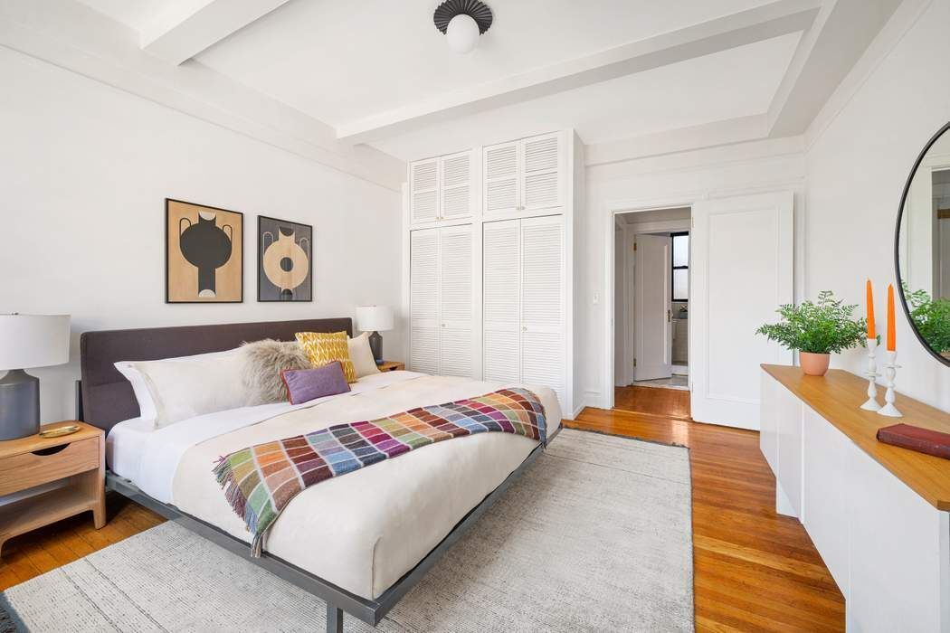 114 West 70th Street 6B Lincoln Square New York NY 10023