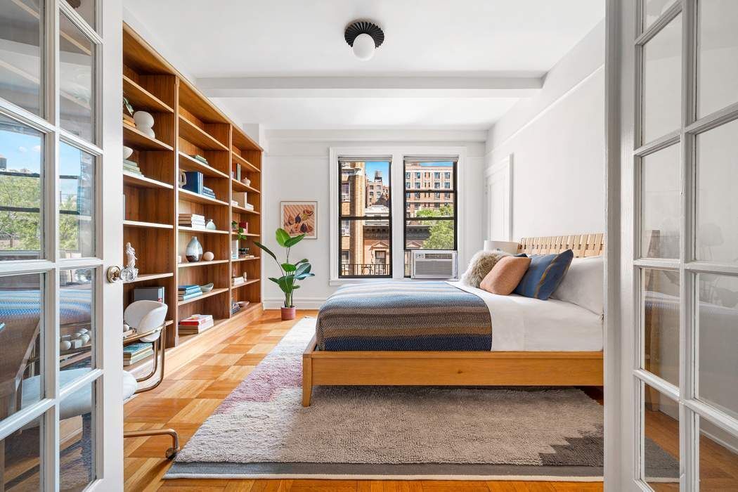 114 West 70th Street 6B Lincoln Square New York NY 10023