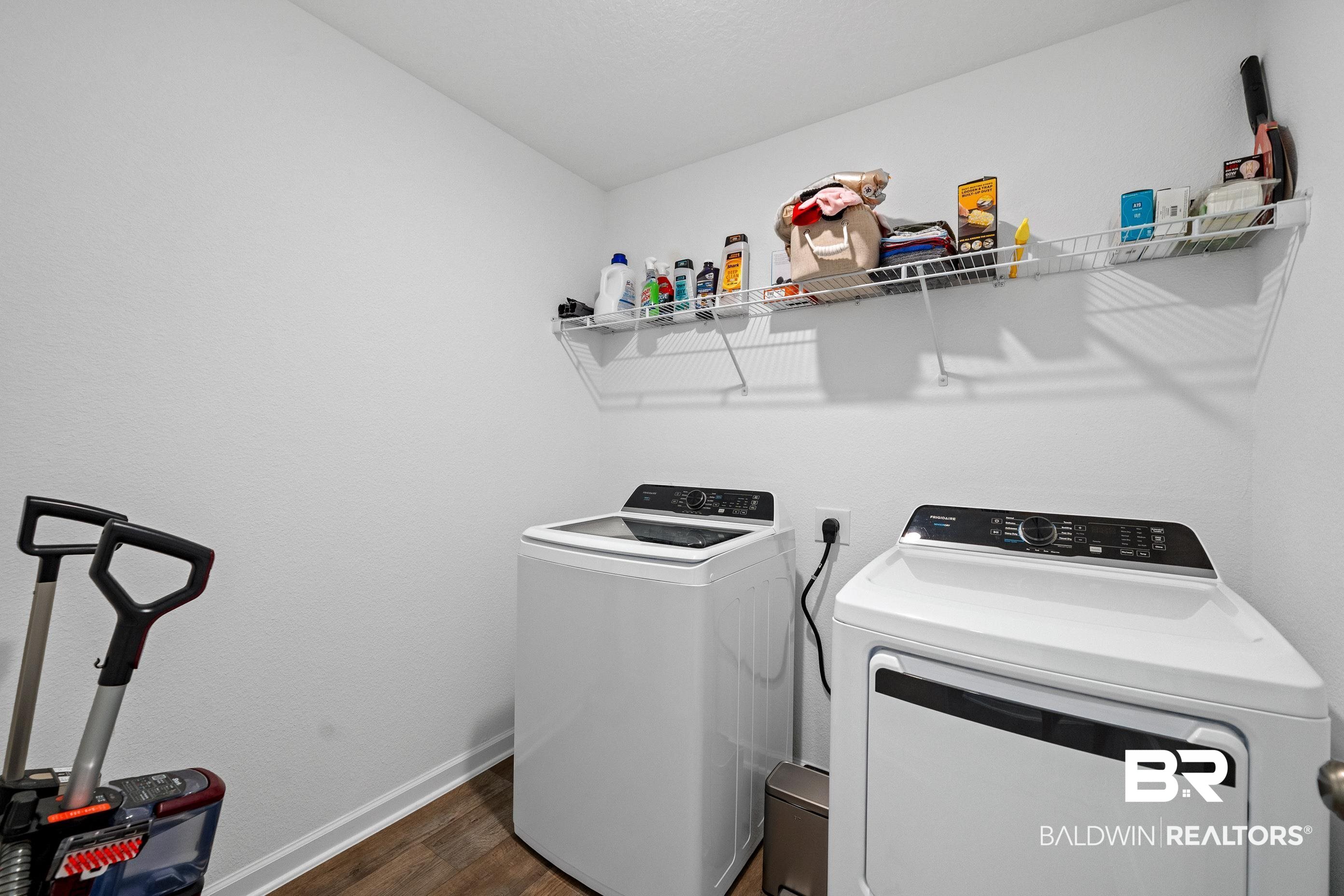 410356 | Photo 25