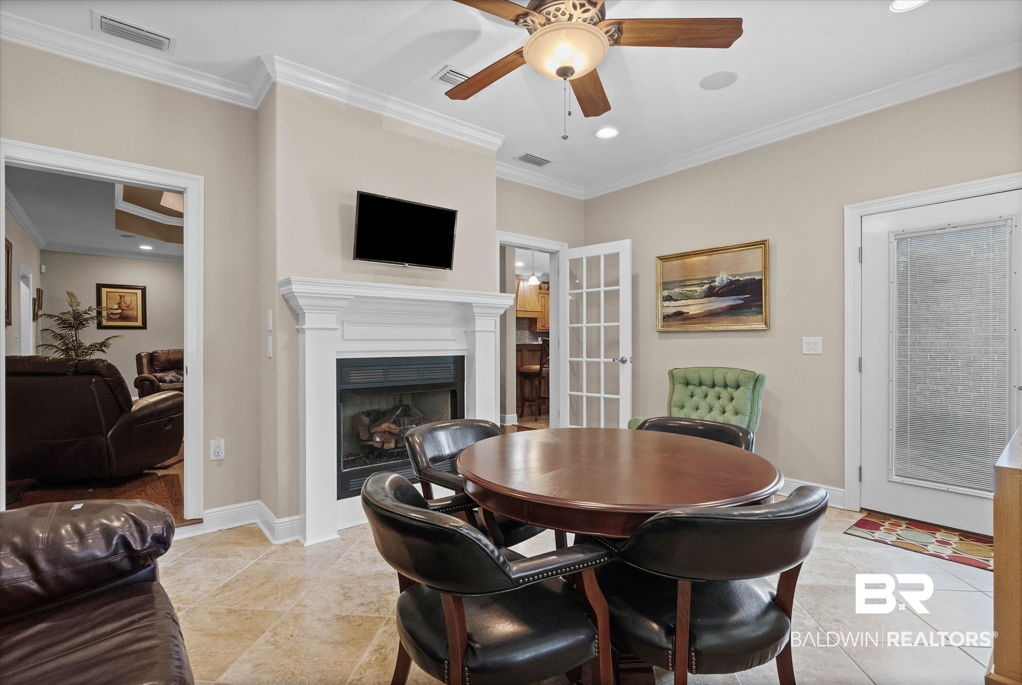 410377 | Photo 3