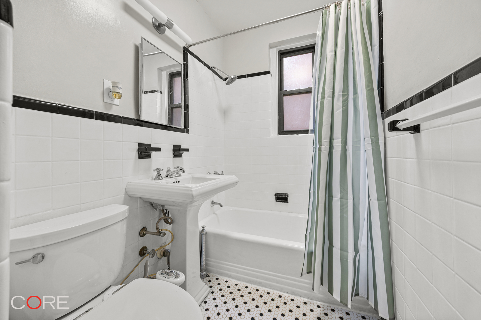 35-16 85th Street 3C Jackson Heights Queens NY 11372