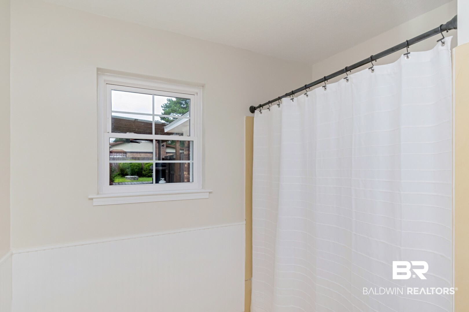 410400 | Photo 28