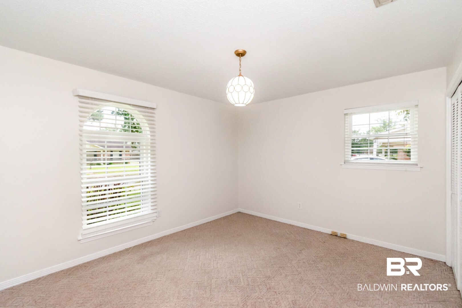 410400 | Photo 26