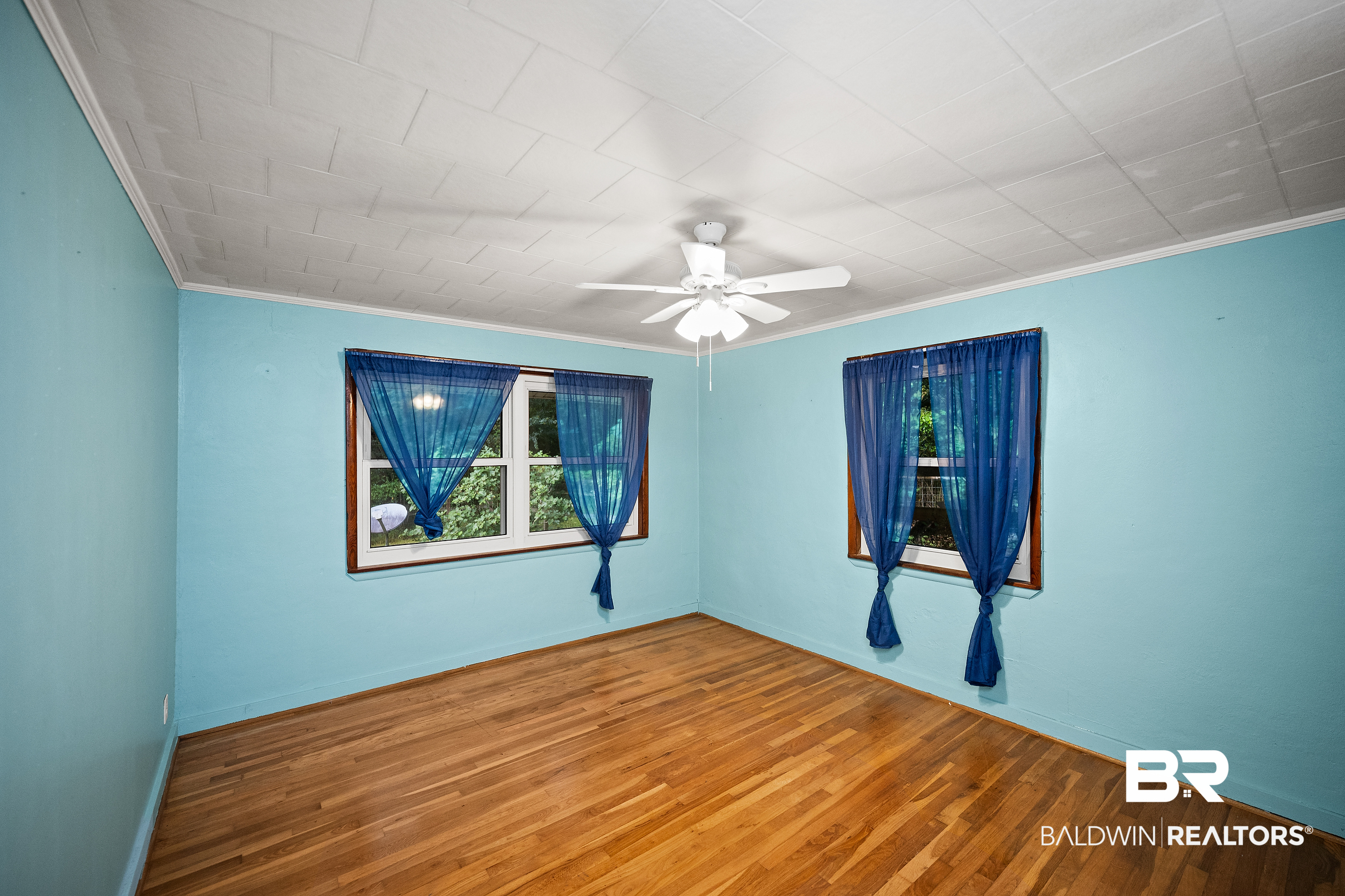 410082 | Photo 21