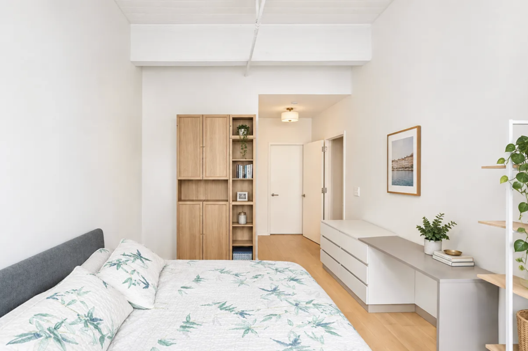 184 Kent Avenue D319 Williamsburg Brooklyn NY 11249