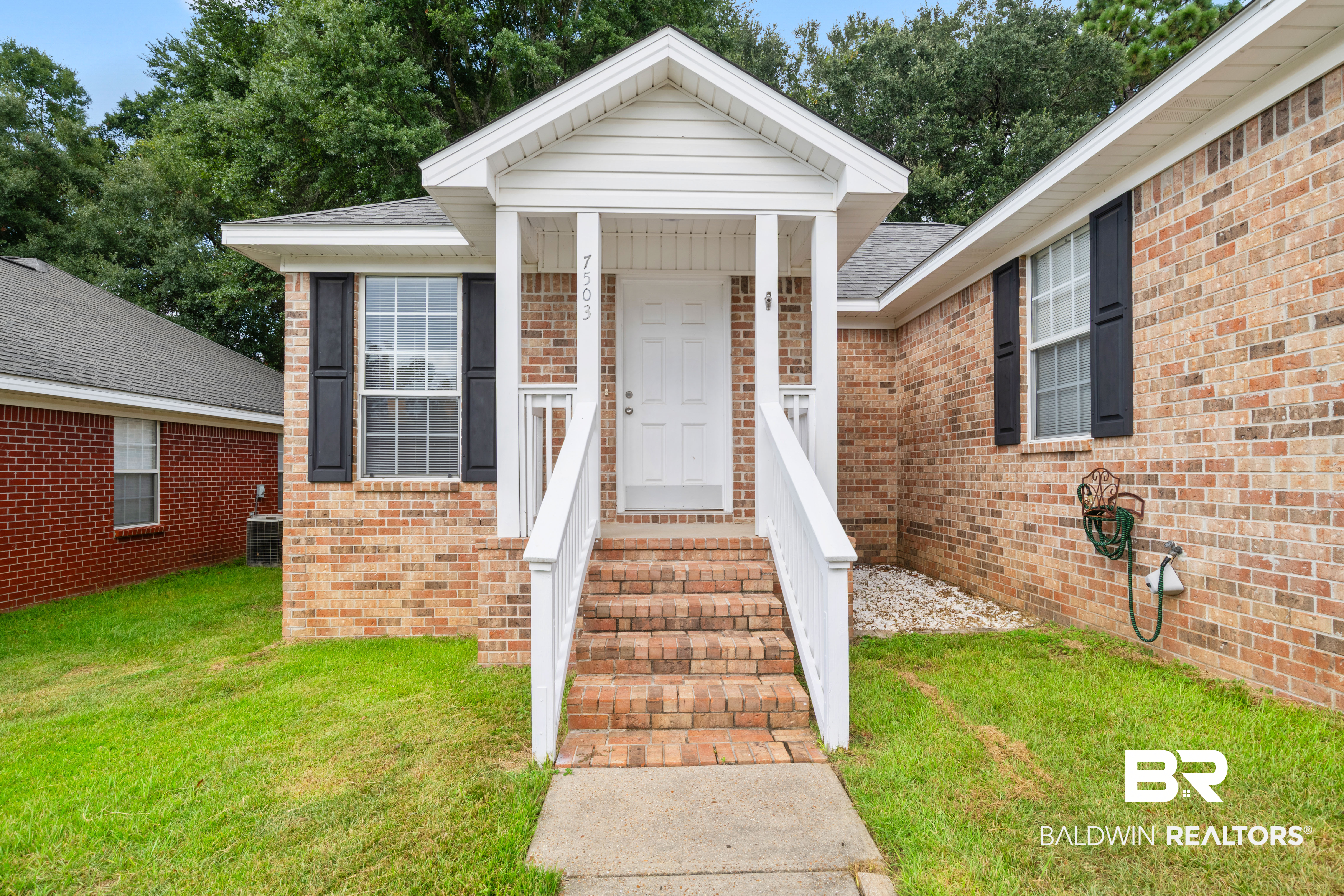 410371 | Photo 2