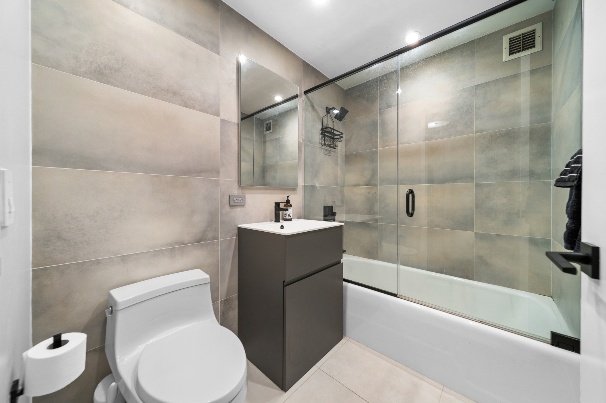 121 East 23rd Street 7D Kips Bay New York NY 10010