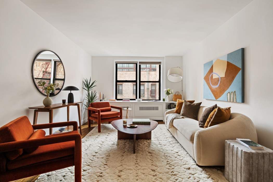 165 Christopher Street 6C W. Greenwich Village New York NY 10014